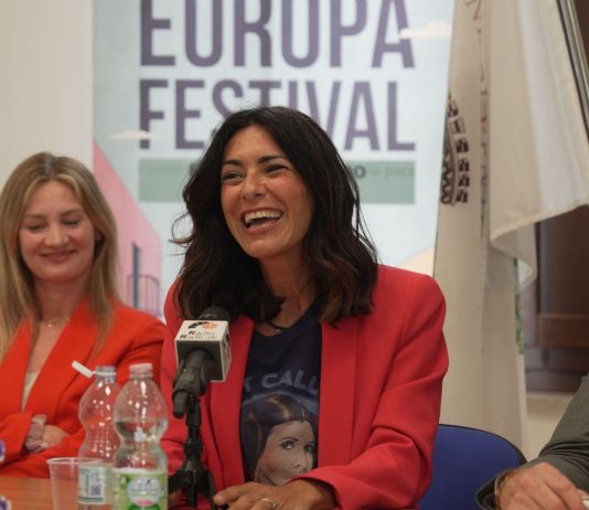 Picierno riceve le risoluzioni degli studenti del Ventotene Europa Festival