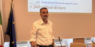 Puglia, presentata la manovra per sanare i costi della sanità. Decaro “Non contento, ma necessaria” / Video Foto xa2/Italpress