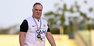 Rutten resigns as Curaçao coach a month before the World Cup, Advocaat nears return