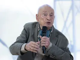 E’ morto il sociologo e filosofo francese Edgar Morin, aveva 104 anni