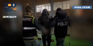 Rapine di orologi di lusso tra Spagna e Italia, 12 arresti a Napoli