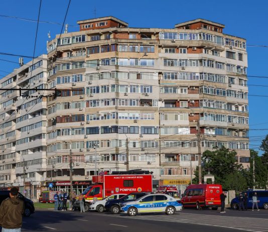 Un drone russo colpisce un edificio in Romania, 2 feriti. La condanna della Nato: “Mosca irresponsabile”