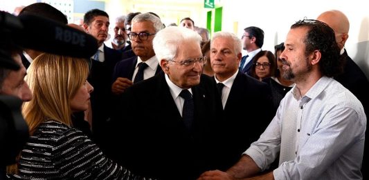 Meloni incontra il cittadino eroe “Un esempio, Grazie Luca”. Tajani “Lo Stato lo premi per il suo gesto”