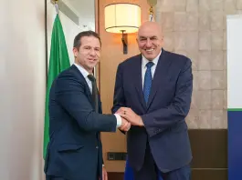 Crosetto vede l’omologo neozelandese: focus su stabilità dell’Indo-Pacifico, Hormuz e Ucraina