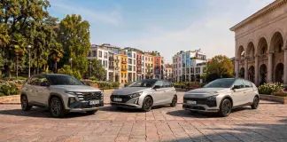 Hyundai lancia Dark Line su i20 e Bayon, stile nero e tecnologia per tutti