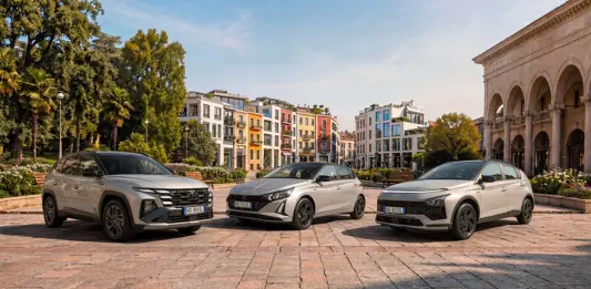 Hyundai lancia Dark Line su i20 e Bayon, stile nero e tecnologia per tutti