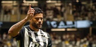 Hulk joins Fluminense on free transfer