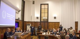 Urso e Lollobrigida incontrano Gdo e filiera, un tavolo tecnico per la trasparenza sui prezzi