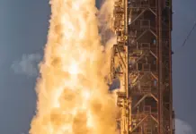 Un razzo della Blue Origin esplode durante un test sulla rampa di lancio, nessun ferito