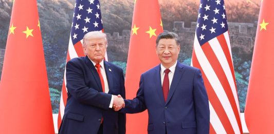 Trump “Conclusi accordi commerciali fantastici con Xi Jinping”