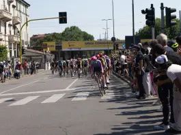 Giro d’Italia, Lavik vince a Milano: è sua la 15esima tappa. Vingegaard resta in rosa