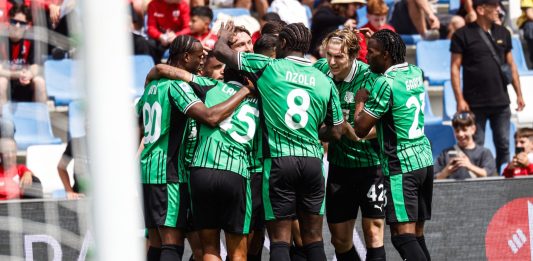 Berardi e Laurienté, il Sassuolo manda al tappeto il Milan: è 2-0 al Mapei