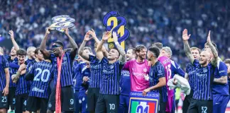 Inter campione d’Italia, è lo scudetto numero 21. È festa fuori da San Siro / Video