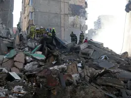 Raid russi nella notte in Ucraina, almeno 15 morti e 51 feriti
