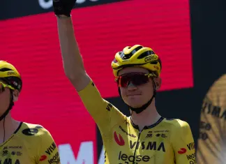 Kuss vince per distacco la diciannovesima tappa del Giro d’Italia, Vingegaard resta in maglia rosa
