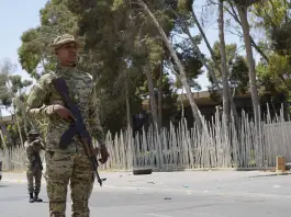 Libia, identificate 221 persone coinvolte nell’incendio al palazzo della presidenza del Consiglio a Tripoli