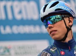 Magnier vince in volata a Burgas, è la prima maglia rosa del Giro d’Italia 2026