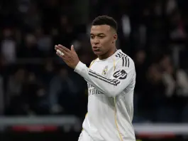 Mbappé “Arbeloa told me I’m the fourth striker, but I don’t want to leave”