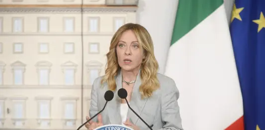 Immigrazione, Meloni “Al lavoro su soluzioni innovative per difendere i confini europei”
