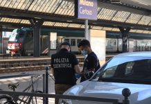 Rissa sui binari della stazione di Milano Certosa, 22enne morto accoltellato