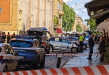 Auto travolge i pedoni a Modena: 8 feriti, 4 gravi. Fermato un 31enne italiano di seconda generazione. Testimoni “Andava a 100 all’ora”