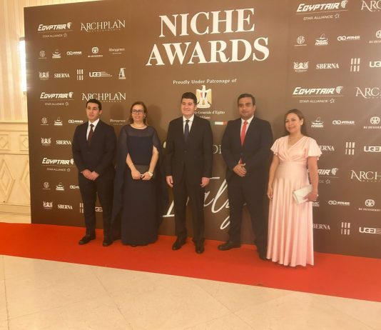 تكريم فنانين مصريين وإيطاليين خلال حفل جوائز نيش بميلانو