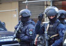 Blitz dei Carabinieri a Ostia, 6 misure cautelari per sequestri di persona e torture