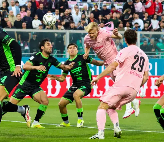Il Catanzaro è la seconda finalista dei playoff di Serie B, al Palermo non riesce la rimonta