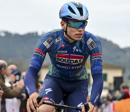 Magnier fa il bis e vince la terza tappa del Giro d’Italia 2026, Silva resta in rosa