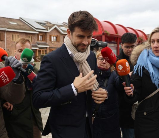 Spain, Piqué given a two-month ban after protests and threats against referee