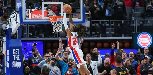 Thunder e Pistons vincono gara-1 dei playoff Nba, Lakers e Cavaliers al tappeto