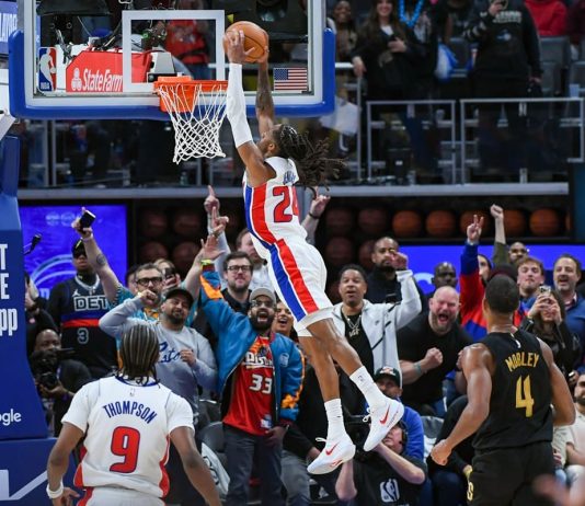 Thunder e Pistons vincono gara-1 dei playoff Nba, Lakers e Cavaliers al tappeto