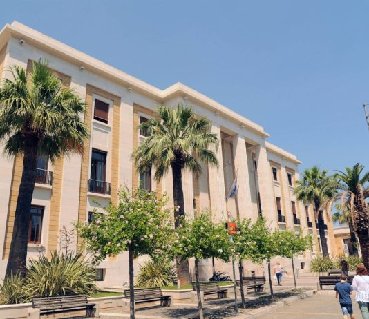 Bari, medico preso a pugni dal fidanzato di una paziente al Policlinico
