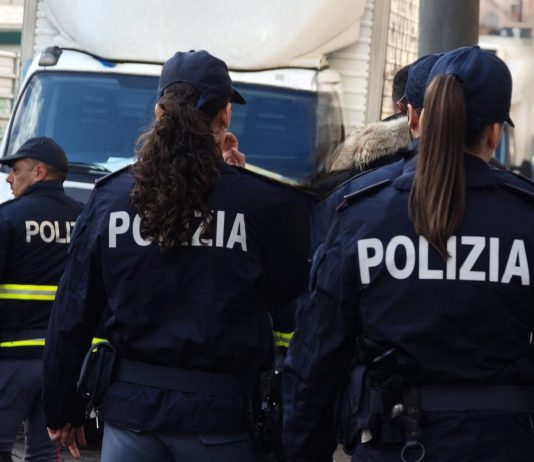 Rapine e borseggi nel quadrante Esquilino a Roma, 8 arresti