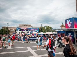Psg and Arsenal fans fighting in the streets of Budapest ahead of the Champions League final