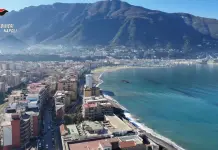 Castellammare di Stabia, 14enne in difficoltà emotiva chiama e chiede aiuto ai Carabinieri: salvato da un vice brigadiere