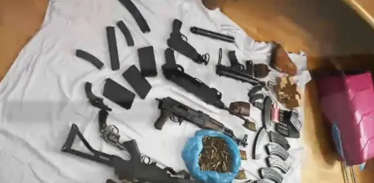 23 arresti tra Campania, Sicilia e Croazia per droga, armi e finti “Click Day”