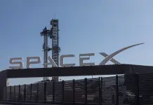SpaceX assembla Starship V3 con il veicolo orbitale