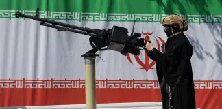 Iran, Rezaei “La nostra nuova strategia sottometterà gli avversari”. Pakistan “Ancora ottimisti su un ritorno al dialogo”