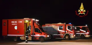 Incendio nella nuova sede Sicily by Car a Villagrazia di Carini, a fuoco decine di auto a noleggio. Solidarietà di Schifani “Fare luce sull’accaduto”