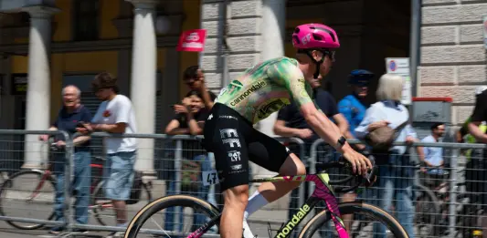 Valgren conquista in solitaria la diciassettesima tappa del Giro d’Italia, Vingegaard resta in rosa