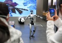 Cina: inaugurato a Pechino il primo punto vendita di Unitree Robotics (1)