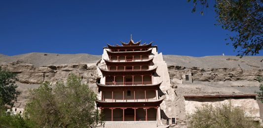 Cina: i turisti scelgono natura e svago per le vacanze della Festa del Lavoro (2)