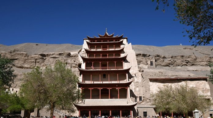 Cina: i turisti scelgono natura e svago per le vacanze della Festa del Lavoro (2)