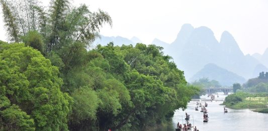 Cina: i turisti scelgono natura e svago per le vacanze della Festa del Lavoro (3)