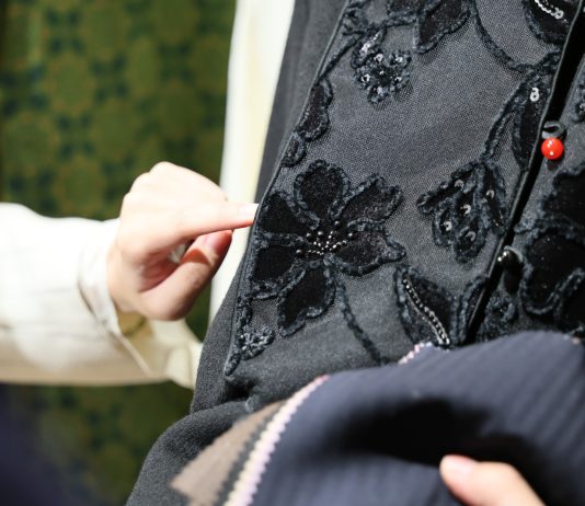 Cina: giovani designer rinnovano lo storico marchio di moda Diyang (1)