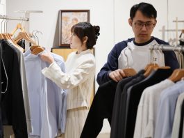 Cina: giovani designer rinnovano lo storico marchio di moda Diyang (2)