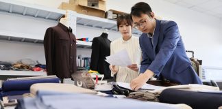 Cina: giovani designer rinnovano lo storico marchio di moda Diyang (3)