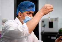 Cina: a Liuzhou si producono germogli di bambù sottaceto per il Luosifen (2)