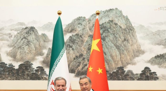 Cina: ministro Esteri Wang Yi tiene colloqui con omologo iraniano Araghchi (2)